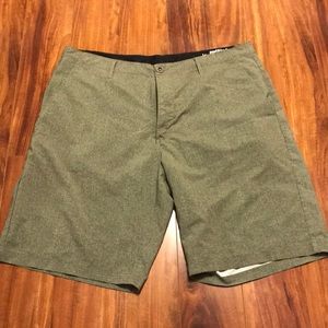 Volcom Hybrid Shorts - Green